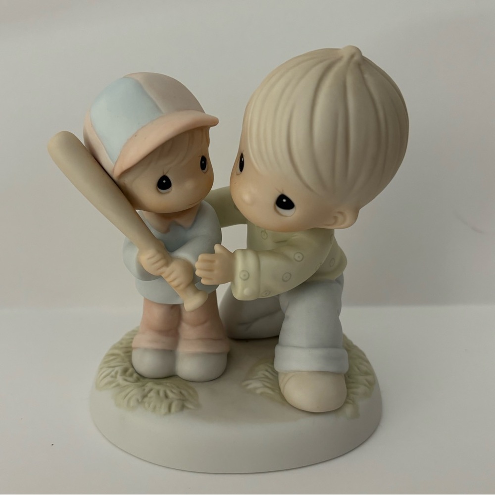 Precious Moments “You Are Always There For Me” Figurine Display #163627
